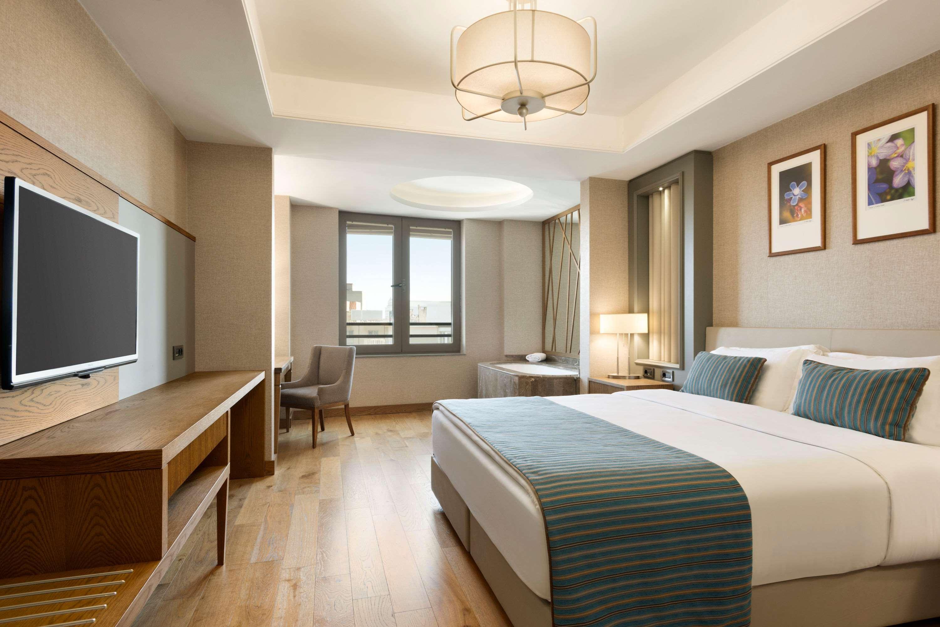 Ramada Hotel & Suites Adana Exterior photo